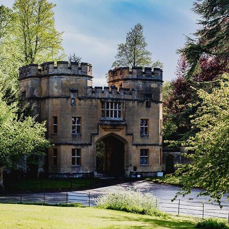 Sudeley Castle Guest Cottage ウィンチカム エクステリア 写真